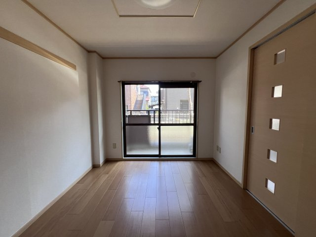 シャトル永井の寝室
