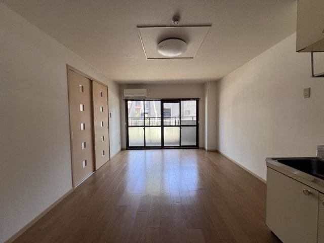 シャトル永井の居間・リビング