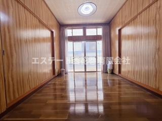 花巻市湯口字洗沢　土地建物の洋室