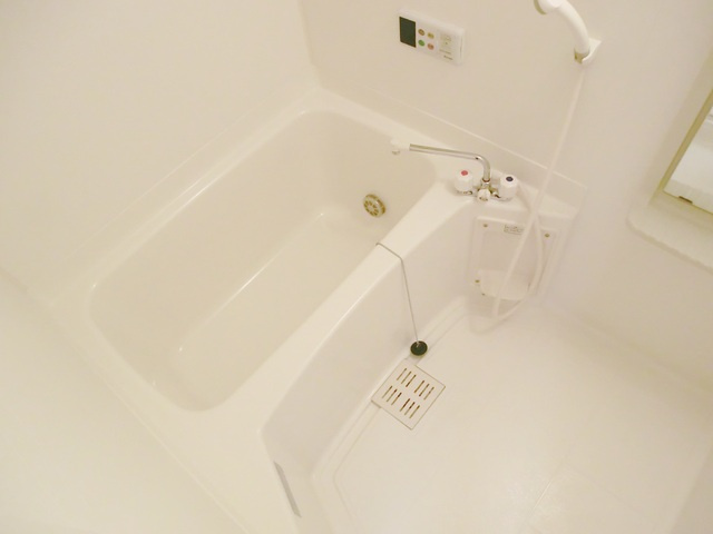 エルンテの浴室|綺麗なお風呂です