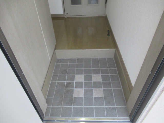 カステルＢの玄関