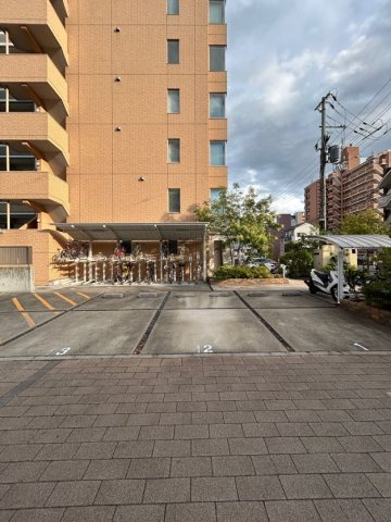 Fuji Garden 神楽の駐車場