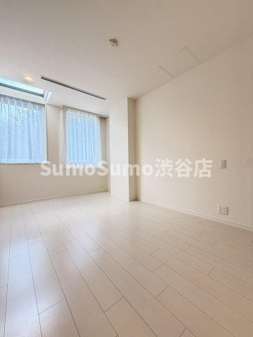 プライムスクェアシティの寝室|使い勝手のいい寝室です