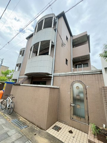 西宮市市庭町の賃貸マンションの外観