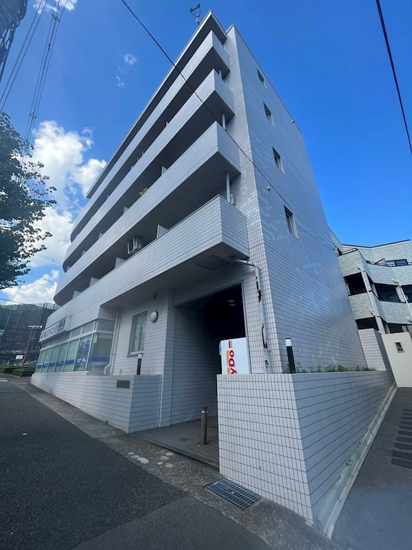リモージュ岡本の外観
