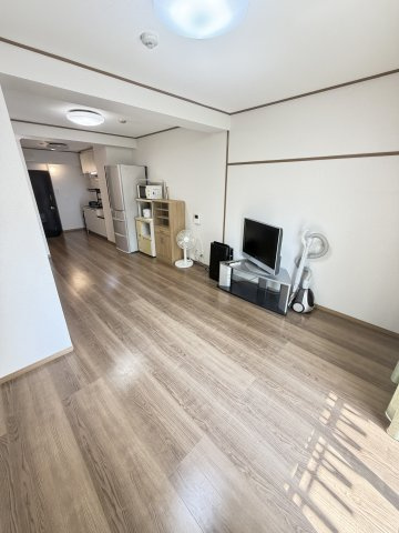甲南サンコーポラスの居間・リビング