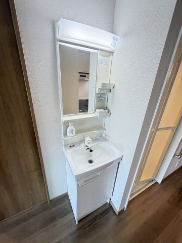 甲南サンコーポラスの洗面所