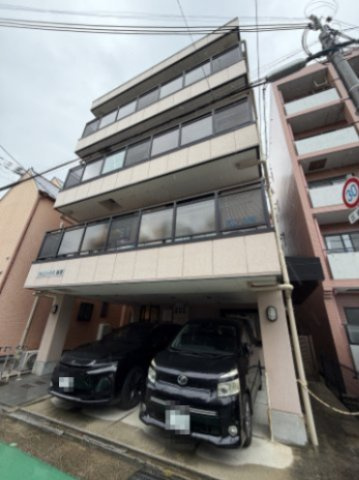 フェニックス板宿の外観