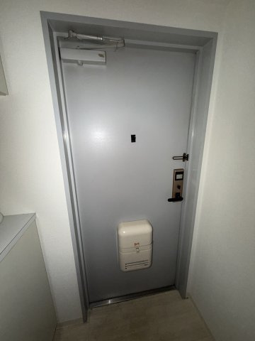 フェニックス板宿の玄関