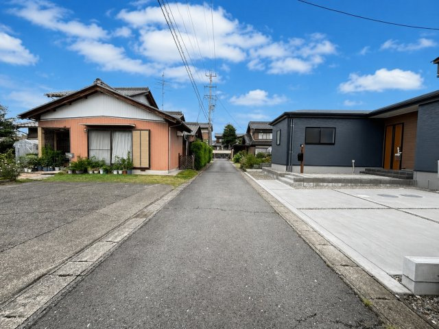 リーブルガーデン　本巣市三橋　全1区画分譲の前面道路含む現地写真|■前面道路　■ヤマダ不動産　株式会社リライフ　
■夢のマイホーム購入をフルサポートします！