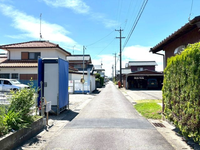 リーブルガーデン　本巣市三橋　全1区画分譲の前面道路含む現地写真|「現地（2025年5月7日）撮影」　
■前面道路　
■ヤマダ不動産　株式会社リライフ