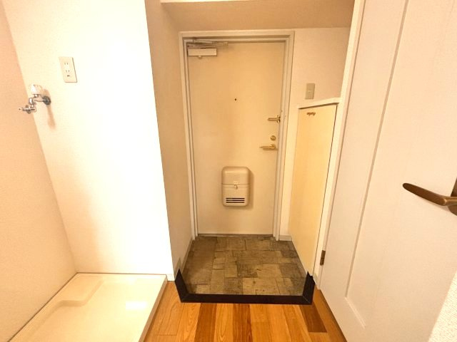 セレブコートの玄関