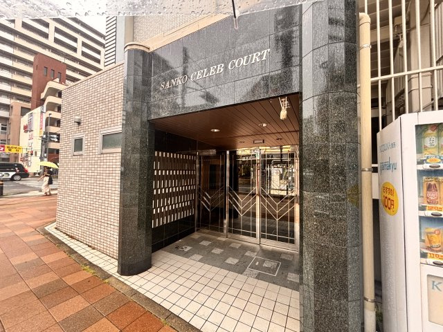 セレブコートのエントランス