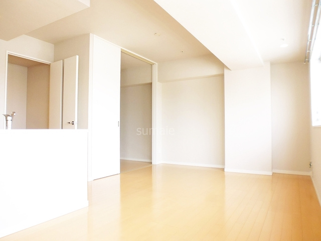 リーフコンフォート赤羽の居間・リビング|日当たり良好のお部屋です