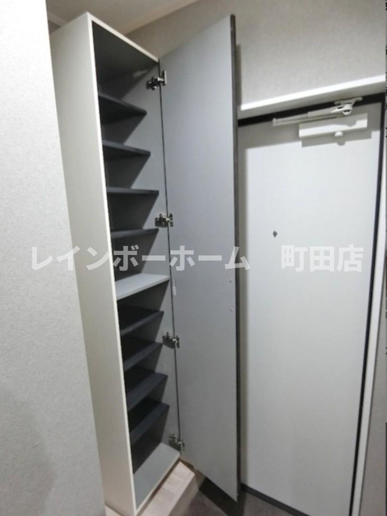 QUIET CRAB HOUSE TOGETHER 瀬谷※初期費用分割サービス利用可能物件の玄関