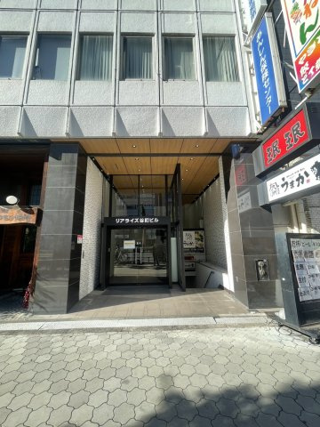 リアライズ谷町ビル BRAVI不動産のエントランス