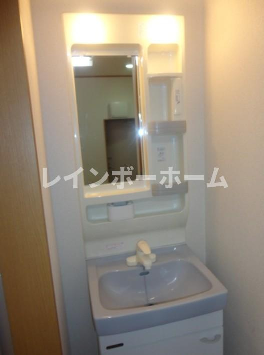 リバーハイツⅡの独立洗面台