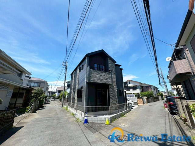 新築戸建　茅ヶ崎市出口町の前面道路含む現地写真