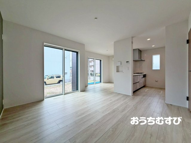 春日井市坂下町3丁目01期(全1棟)の居間・リビング