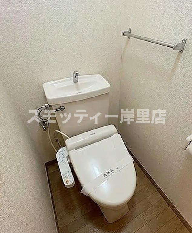 大阪市阿倍野区昭和町３丁目の賃貸マンションのトイレ