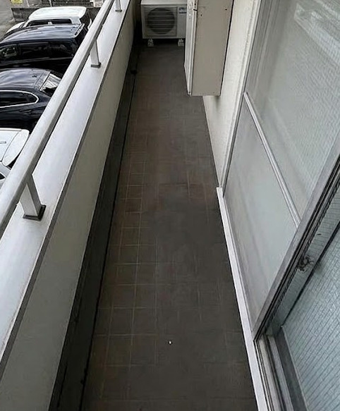 大阪市阿倍野区昭和町３丁目の賃貸マンションのバルコニー
