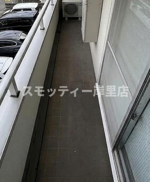 大阪市阿倍野区昭和町３丁目の賃貸マンションのバルコニー