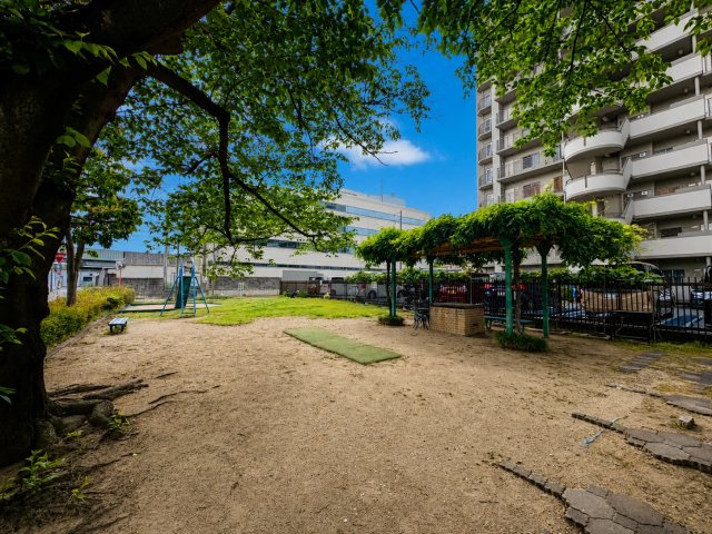 ルネ西大路