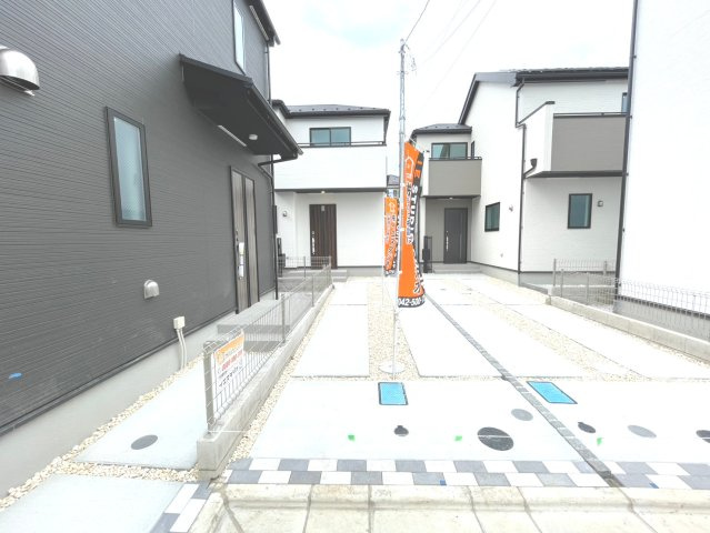昭島市宮沢町８期　全７棟　４号棟の外観