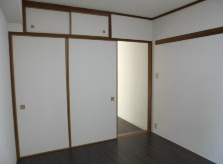朝日第2目白台マンションの内装