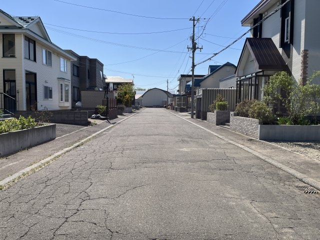 野幌美幸町の前面道路含む現地写真
