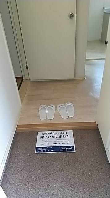 メゾンタミー２の玄関