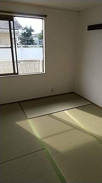 メゾンタミー２の寝室