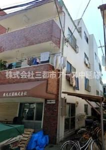 【エントランス】 | 仲六郷ハイツ | 仲六郷ハイツ　は三都市アース中延店へお任せください！　ご内覧可能なお部屋は物件現地お待ち合わせご案内可能です！