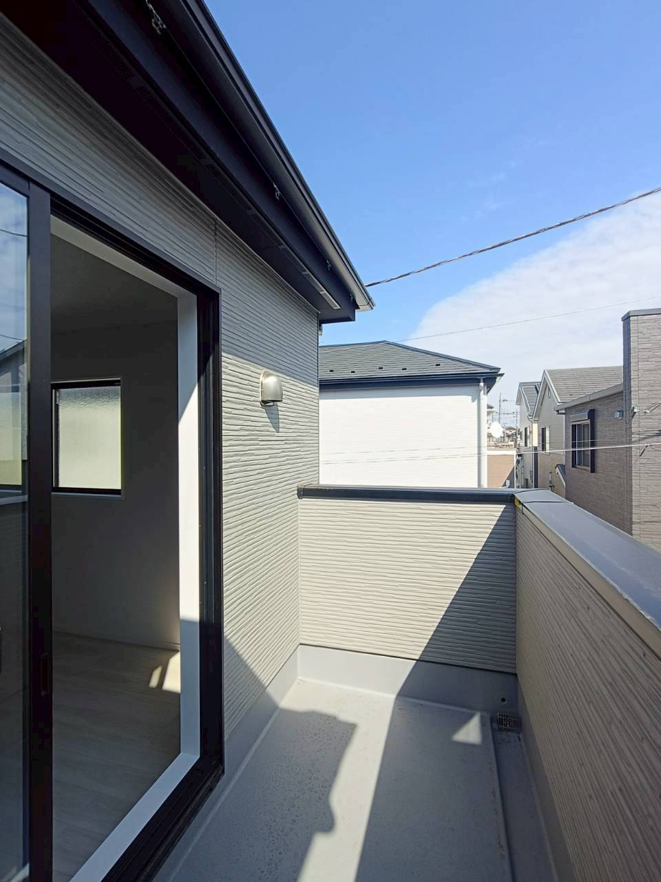 三郷市　駒形　新築戸建　全1棟のバルコニー|施工例です