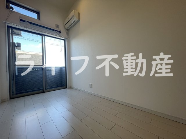 Y&Mアルタイル加納の居間・リビング