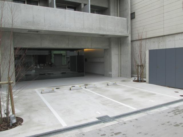【駐車場】 | インザグレイス弁天町 | 駐車場完備です