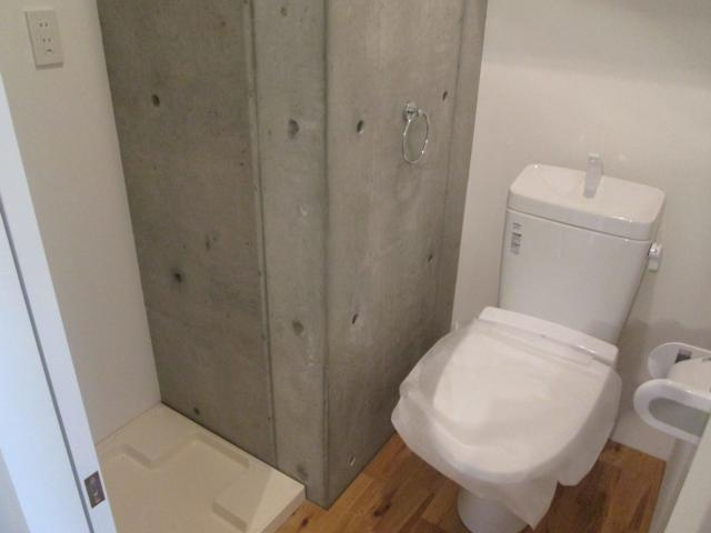 【トイレ】 | インザグレイス弁天町 | シンプルで使いやすいトイレです