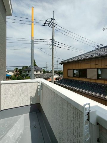 八潮市　木曽根　新築戸建　全1棟のバルコニー|施工例です