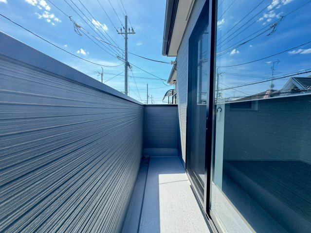 ◆南向き３ＬＤＫ住宅◆２面バルコニー◆大容量収納可能◆城陽市第８寺田今堀のバルコニー|バルコニー