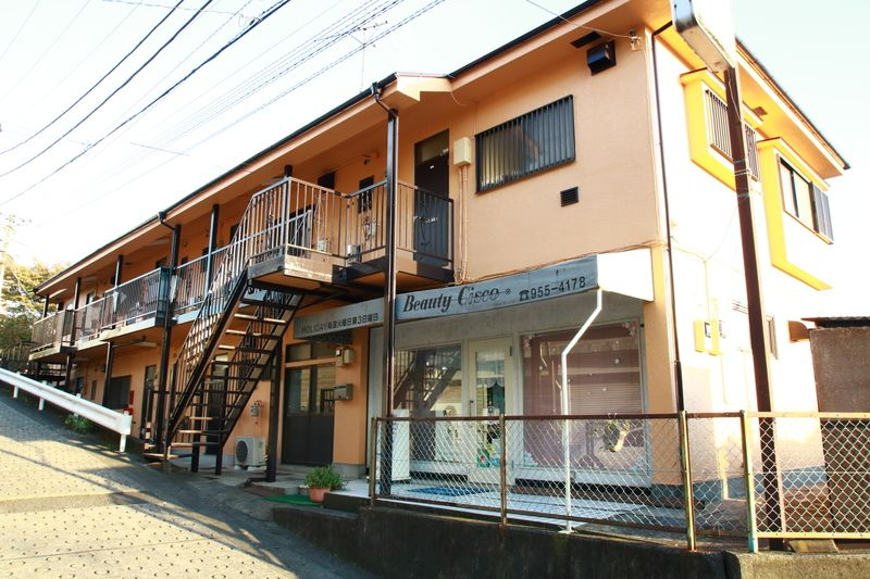 横浜市旭区上白根町のアパートの外観