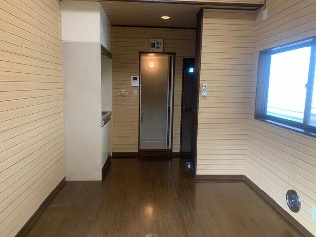 町田市玉川学園２丁目のアパートの居間・リビング
