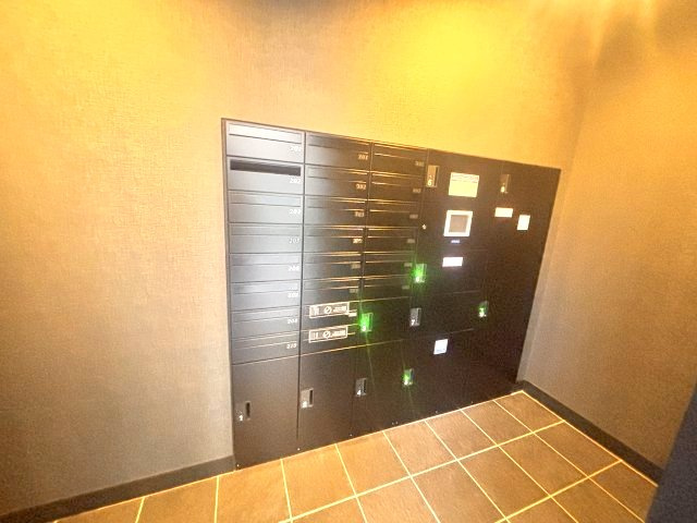 シー・クリサンス西岡本のその他共用部分