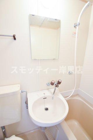 カルム加賀屋の独立洗面台