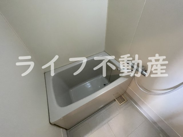 フローリッシュ北田の浴室
