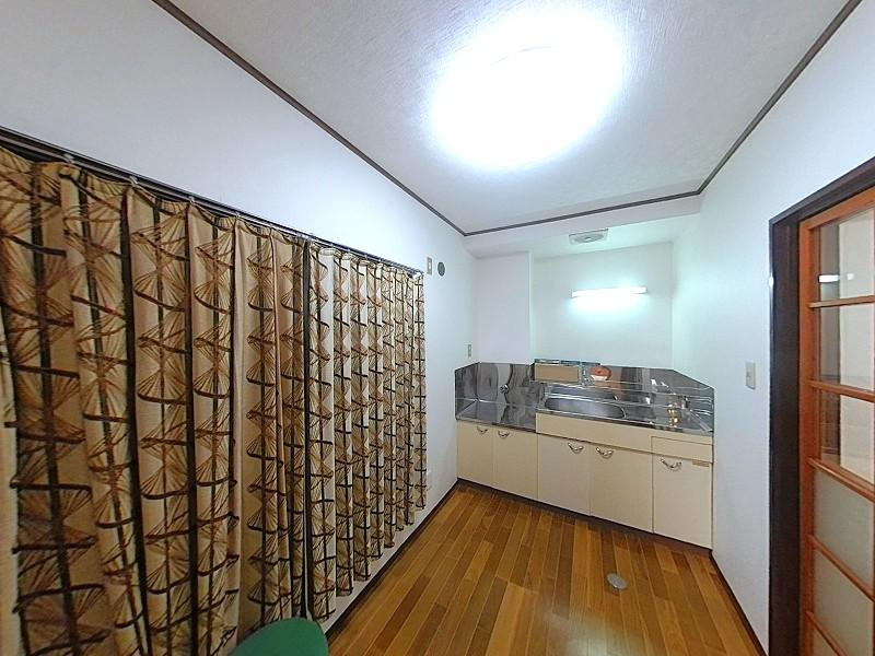高知市梅ノ辻　中古戸建てのキッチン