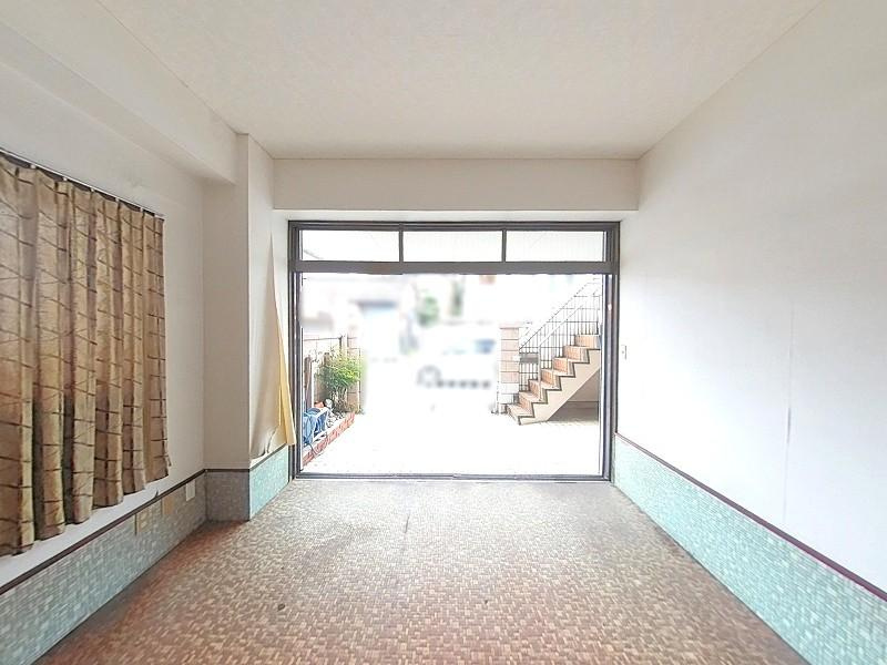 高知市梅ノ辻　中古戸建ての駐車場