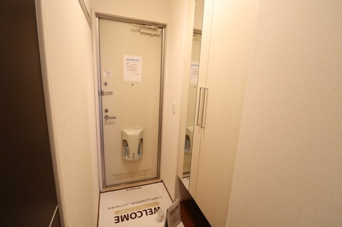 エミネンスＭ　Bの玄関