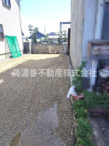 ６６９２１　岐阜市忠節町3丁目南町土地の外観