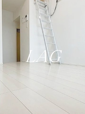 【居間・リビング】 | アレグリア | 洋室のお部屋です。