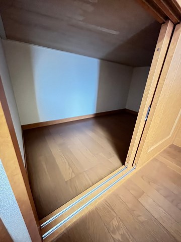 レオパレス北夙川フラットの収納